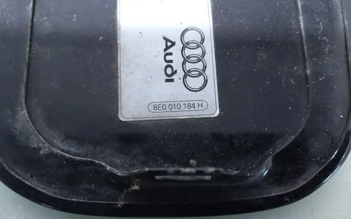 Audi A4 S4 B6 8E 8H (2000 - 2006) 8E0010184H Крышка топливного бака — фото 3