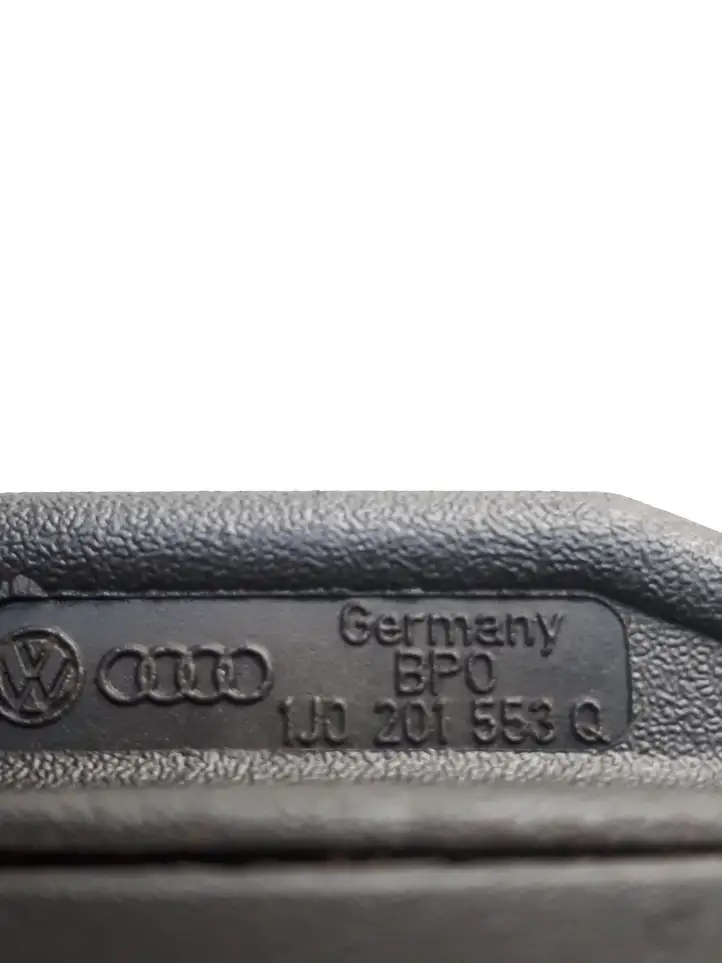 Volkswagen Touareg I (2002 - 2010) 1J0201553Q Крышка топливного бака — фото 3