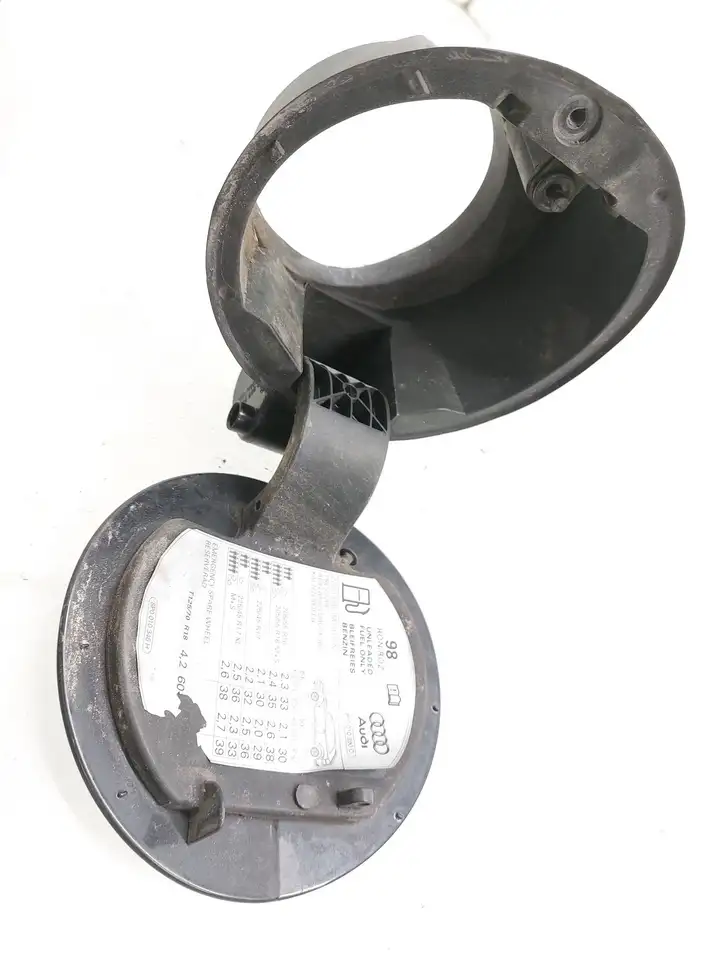 Audi A3/S3 8L (2000 - 2003) 8P0809999B Крышка топливного бака — фото 3