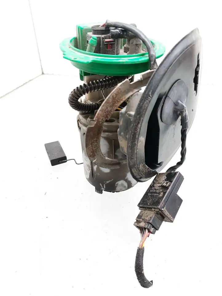 Audi A3/S3 8L (2000 - 2003) 1K0919051J Топливный насос (в баке) — фото 2