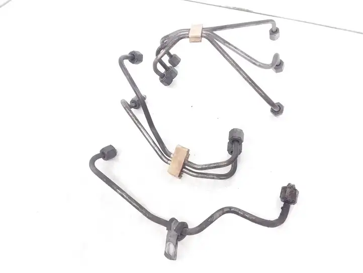 Volvo V70 (2007 - 2013) Трубка подачи топлива в форсунки — фото 1