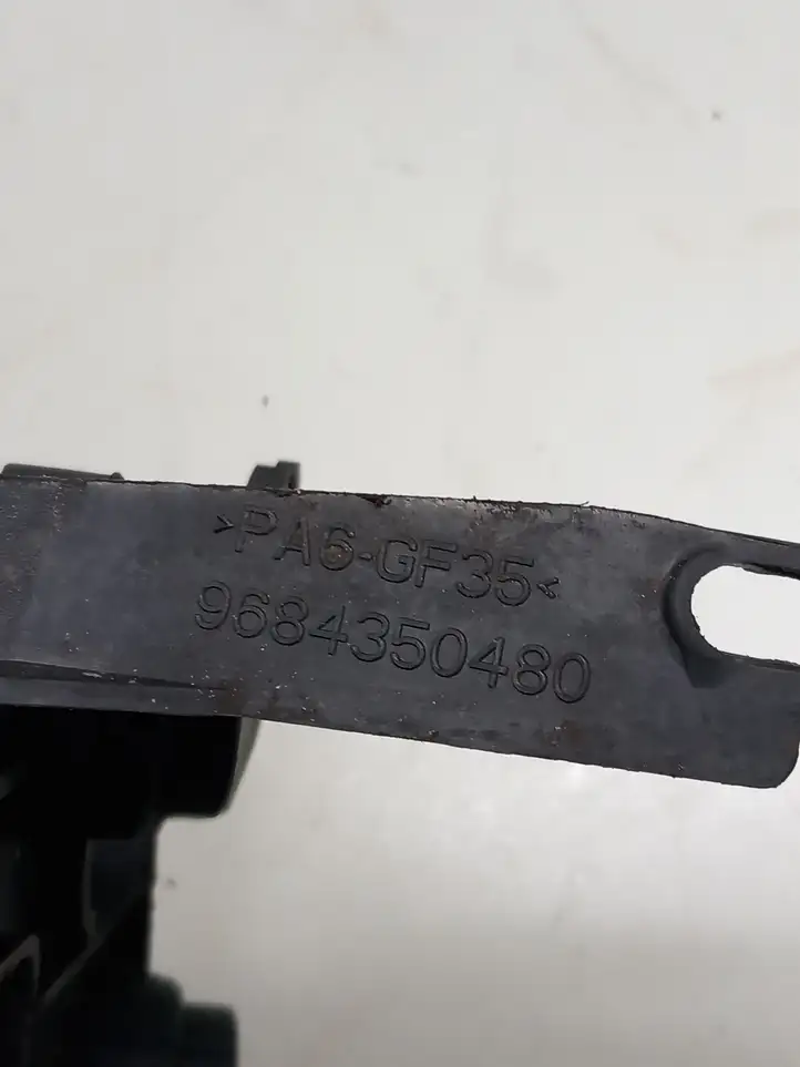 Ford S-MAX (2010 - 2015) 9684350480 Кронштейн топливного фильтра — фото 3
