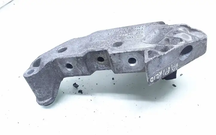 Volkswagen PASSAT B6 (2005 - 2010) 03G199207E Кронштейн двигателя — фото 4