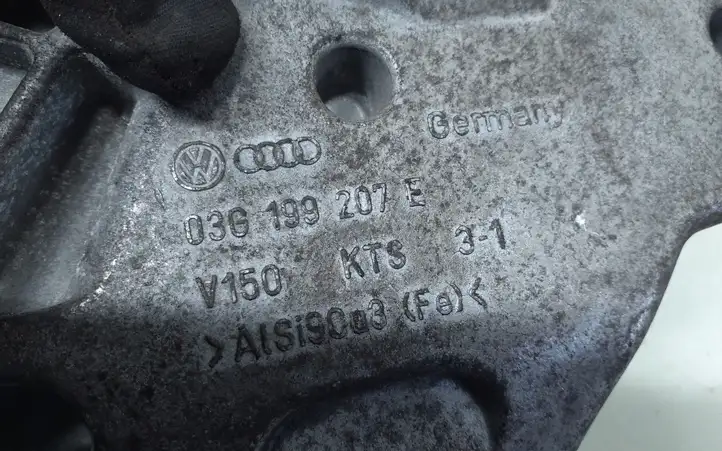 Volkswagen PASSAT B6 (2005 - 2010) 03G199207E Кронштейн двигателя — фото 5