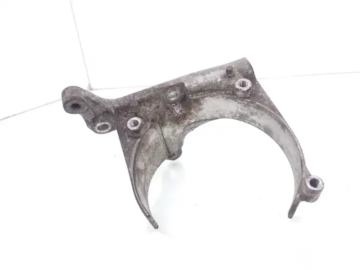 Ford Focus (2005 - 2008) 9659010680 Кронштейн топливного фильтра — фото 1