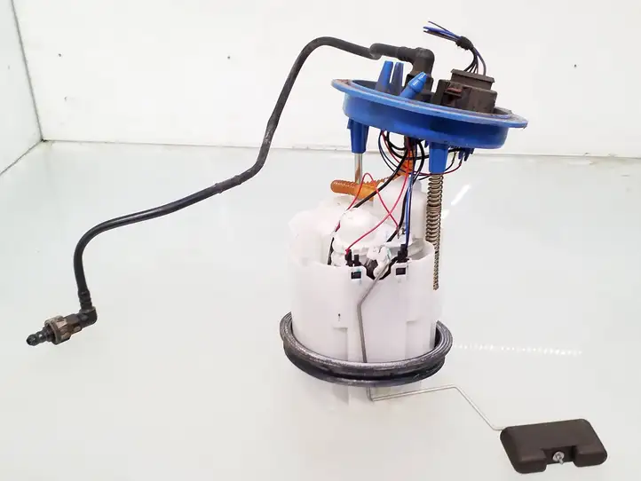 Volkswagen Golf VII (2013 - 2019) 5q0919051m Топливный насос (в баке) — фото 1