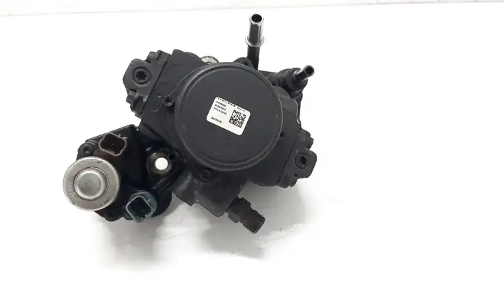 Ford S-MAX (2006 - 2010) 9424A050A Топливный насос — фото 1