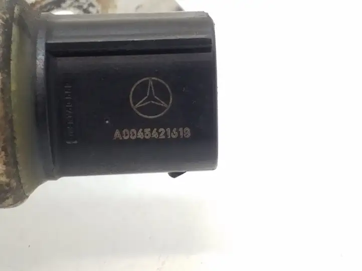 Mercedes-Benz Sprinter W906 (2006 - 2018) A0045421618 Датчик уровня топлива — фото 2