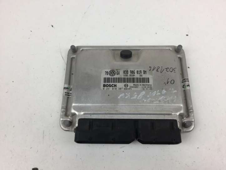 Volkswagen PASSAT B5 (1997 - 2000)  038906019BM Блок управления двигателем ECU