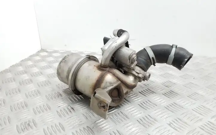 Audi A3/S3 8V (2016 - 2020) 04L131512BR Охладитель клапана EGR — фото 1