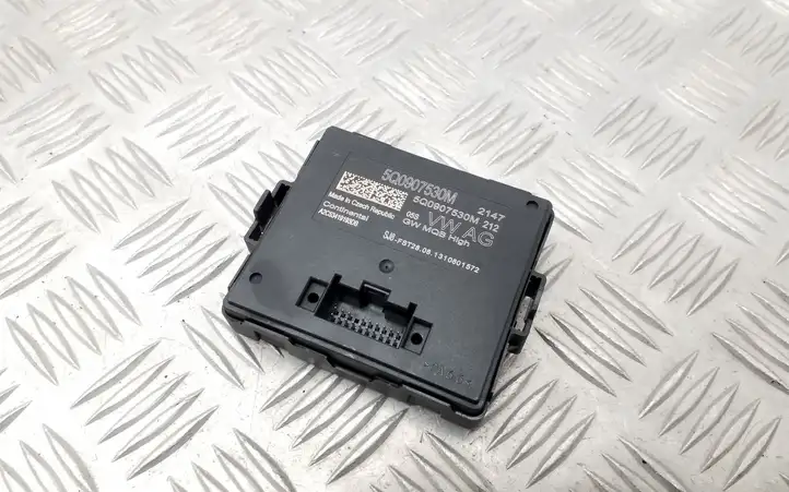 Volkswagen Golf VII (2013 - 2019)  5Q0907530M Модуль управления gateway