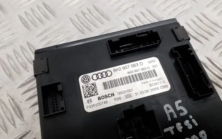 Audi A4 S4 B8 8K (2007 - 2011) 8K0907063D Модуль комфорта — фото 3