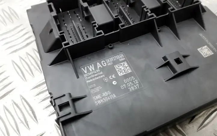 Volkswagen Sharan (2010 - 2015) 5K0937084H Модуль комфорта — фото 3