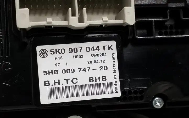 Volkswagen Sharan (2010 - 2015) 5K0907044FK Блок управления климат-контролем — фото 3