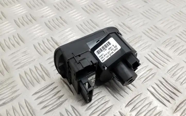 Audi A3/S3 8P (2008 - 2013) 8P2941531BB Включатель фонарей — фото 3