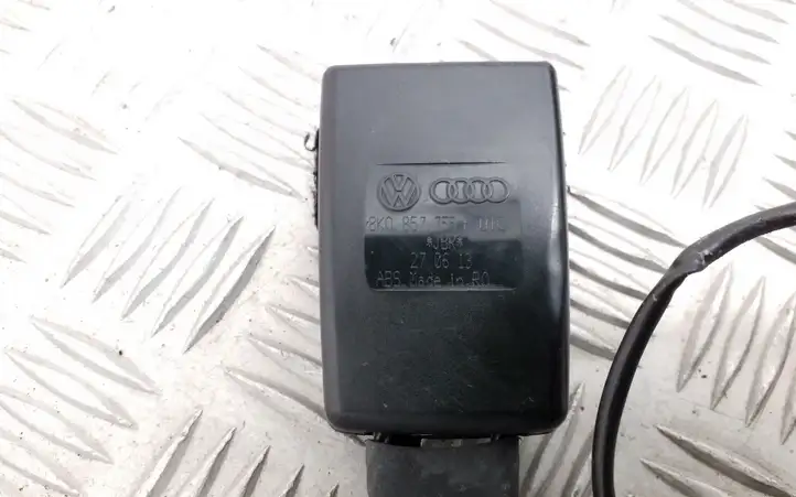 Audi A6 (2011 - 2014)  8K0857755F Замок переднего ремня