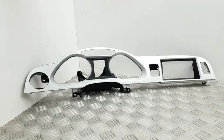 Audi A6 (2008 - 2011)  4F1857115H Отделка приборного щитка