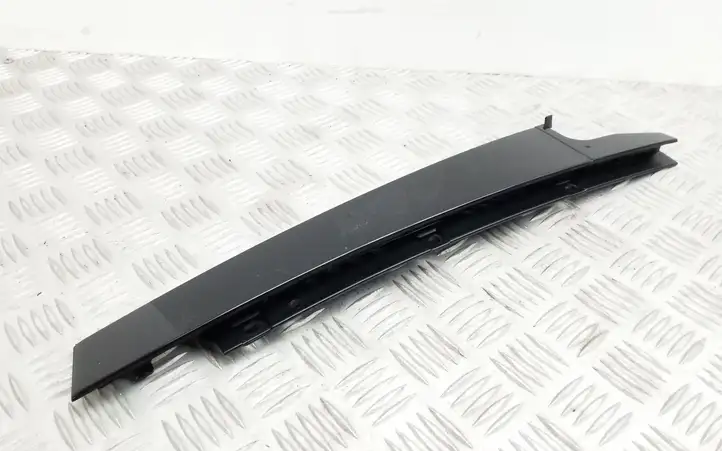 Audi A4 S4 B8 8K (2007 - 2011) 8K0839902K Накладка стекла задней двери — фото 4