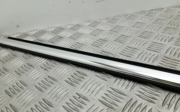 Audi Q5 SQ5 (2008 - 2012) 8R0853764C Накладка стекла задней двери — фото 5