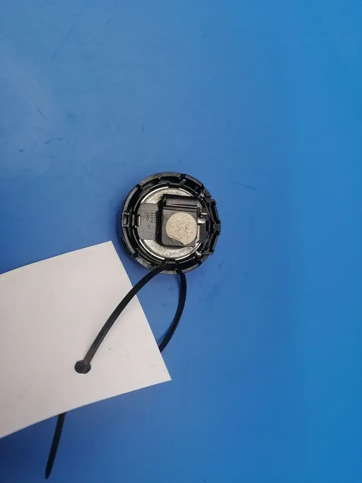 Mercedes-Benz C W203 (2000 - 2007)   Громкоговоритель (громкоговорители) высокой частоты в передних дверях