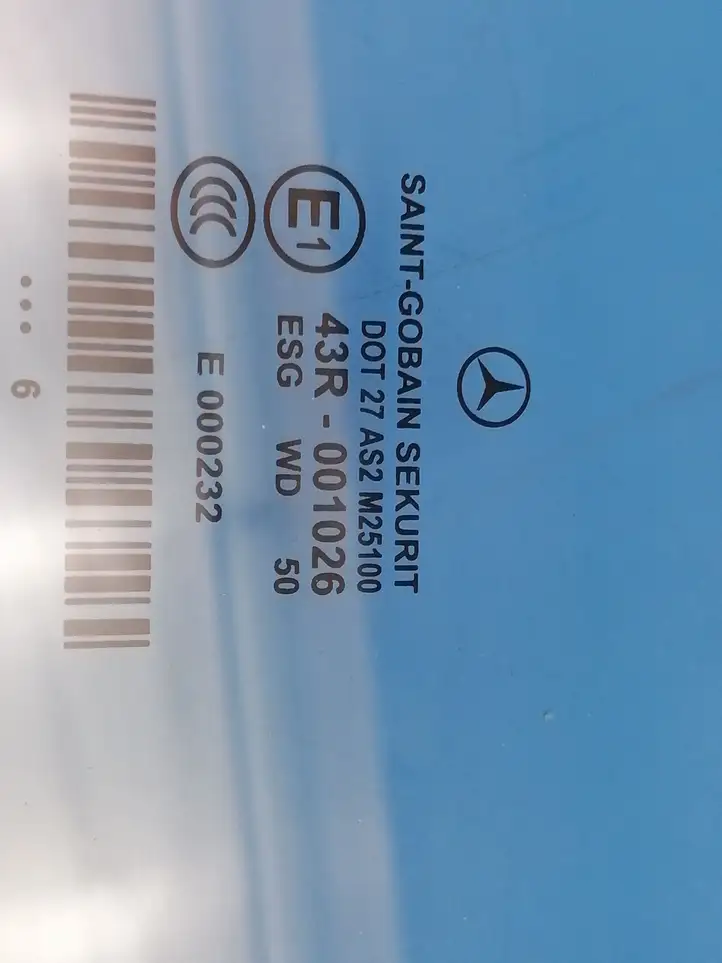 Mercedes-Benz CLS C219 (2003 - 2011) 43R001026 Стекло задней двери — фото 3