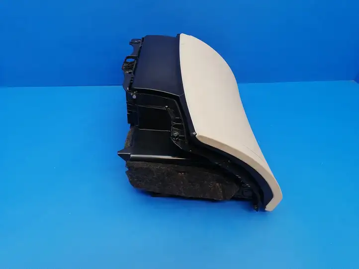 Mercedes-Benz C W204 (2007 - 2014) A2046803291 Бардачок в сборе — фото 8