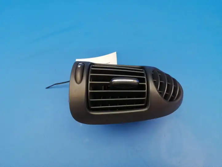 Mercedes-Benz C W203 (2000 - 2007)  a2038300154 Боковая воздушный дефлектор