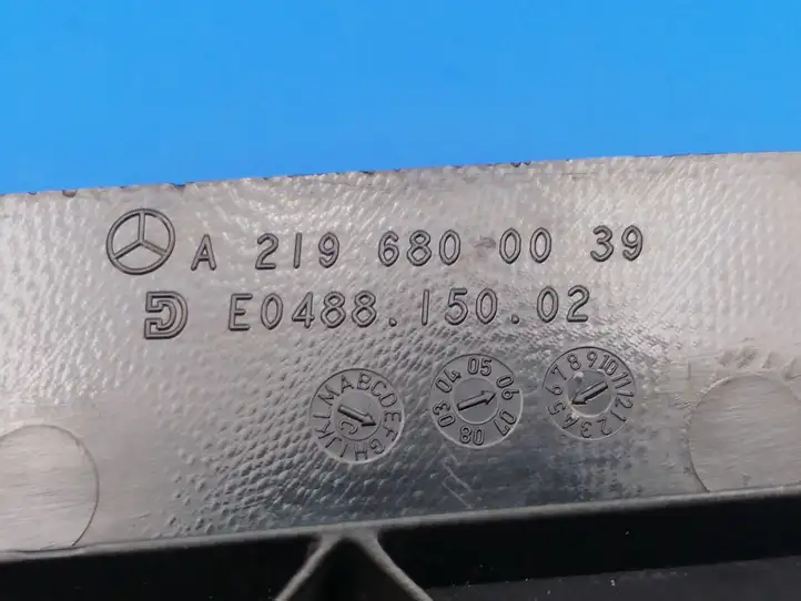 Mercedes-Benz CLS C219 (2003 - 2011) A2196800039 Боковая отделка панели приборов — фото 6