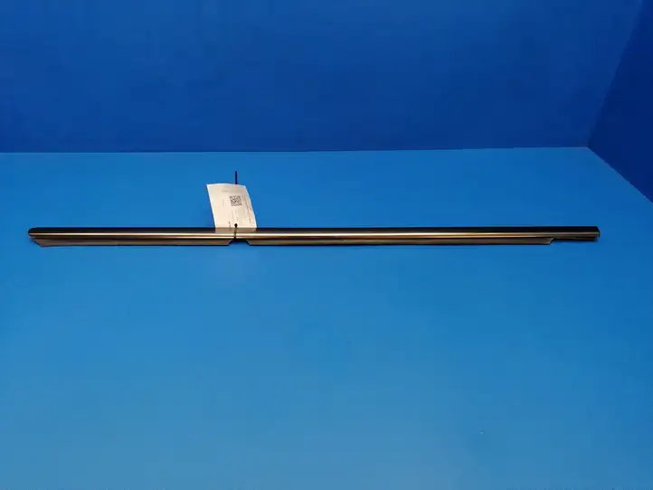 Mercedes-Benz C W203 (2000 - 2007)   Облицовка стекла задней двери