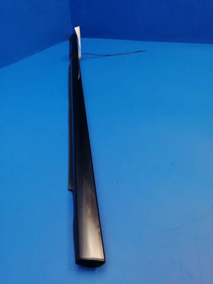 Mercedes-Benz C W203 (2000 - 2007)   Облицовка стекла задней двери