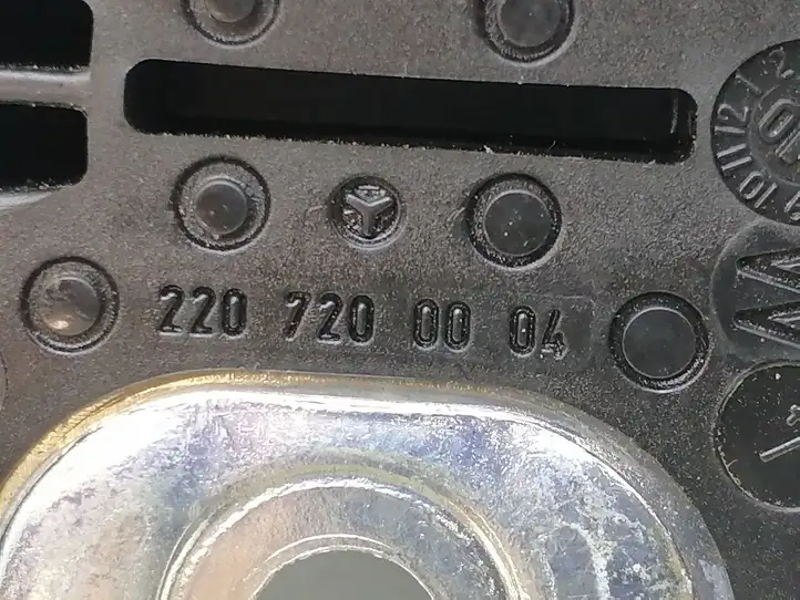 Mercedes-Benz S W220 (1998 - 2006) 2207200004 Петли задней двери (комплект) — фото 2