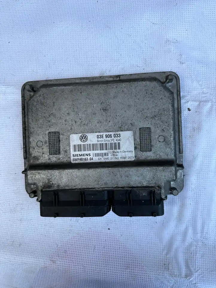 Volkswagen Polo (2001 - 2005) 03E906033 Комплект системы зажигания — фото 1