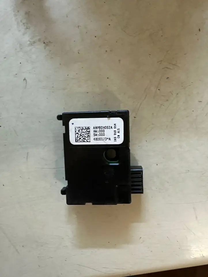 Volkswagen Touran I (2003 - 2010) ANP80H062A Датчик угла поворота руля — фото 1