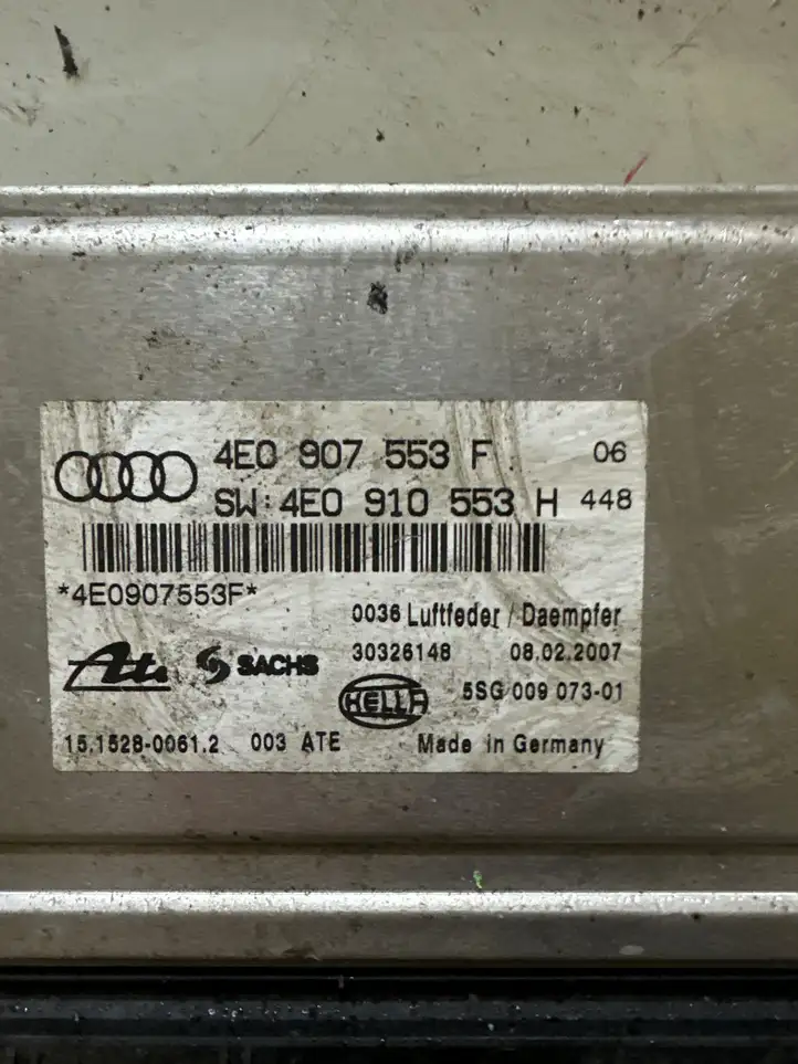 Audi A8 S8 D3 4E (2005 - 2007) 4E0907553F Блок управления пневмоподвеской — фото 1