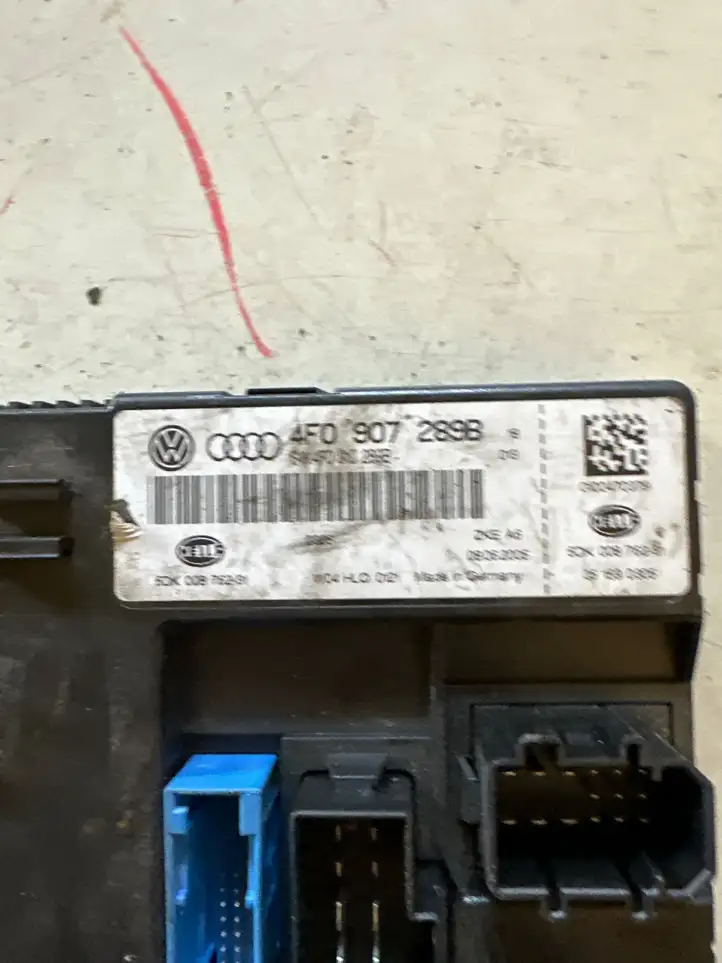 Audi A6 S6 C6 4F (2008 - 2011) 4F0907289B Модуль комфорта — фото 1