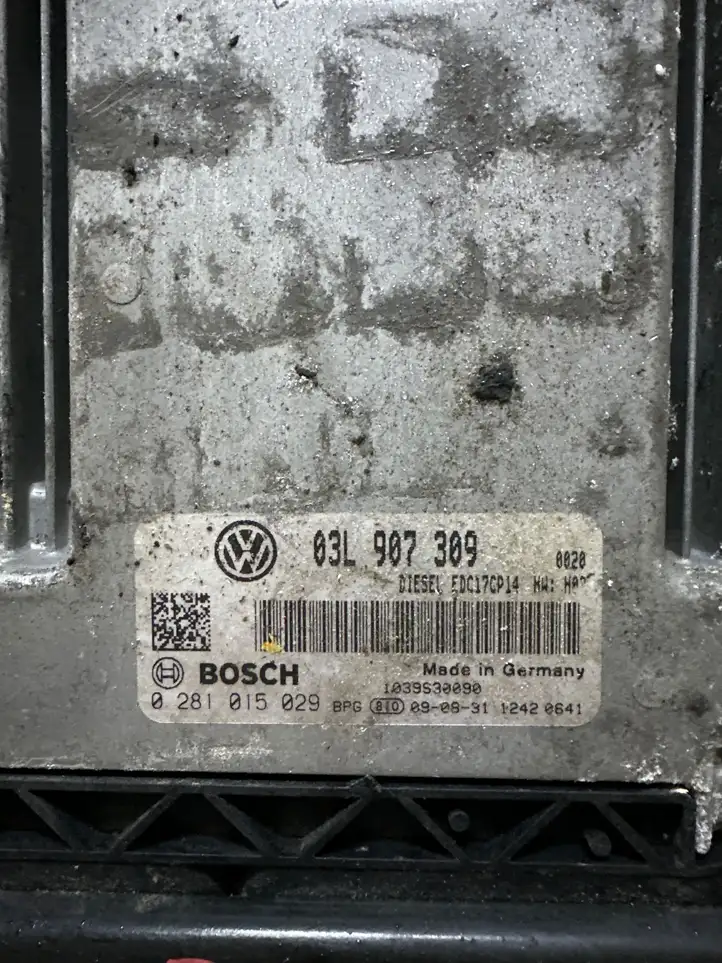 Volkswagen PASSAT B6 (2005 - 2010) 03L907309 Блок управления двигателем (ЭБУ) — фото 2