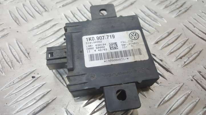 1K0907719 Audi A3 S3 A3 Sportback 8P Signalizacijos valdymo blokas