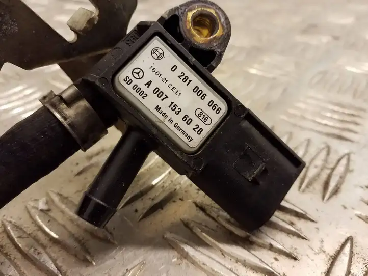 Mercedes-Benz B-class W246 (2014 - 2018)  A0071536028 Датчик давления выхлопного газа