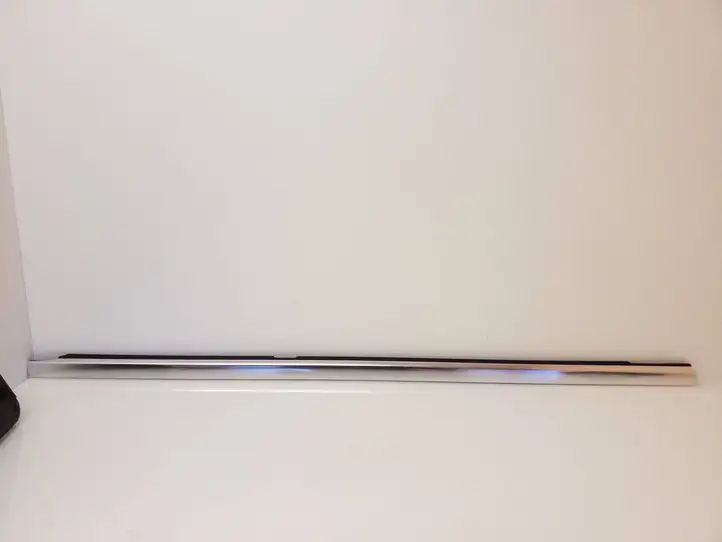 Mercedes-Benz C W205 (2014 - 2021) A2057300424 Уплотнитель стекла задней двери — фото 1