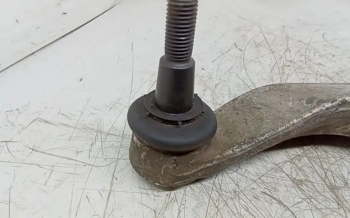 Audi A6 (1997 - 2001)   Вилы