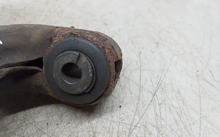 Volkswagen Polo (2001 - 2005)   Вилы