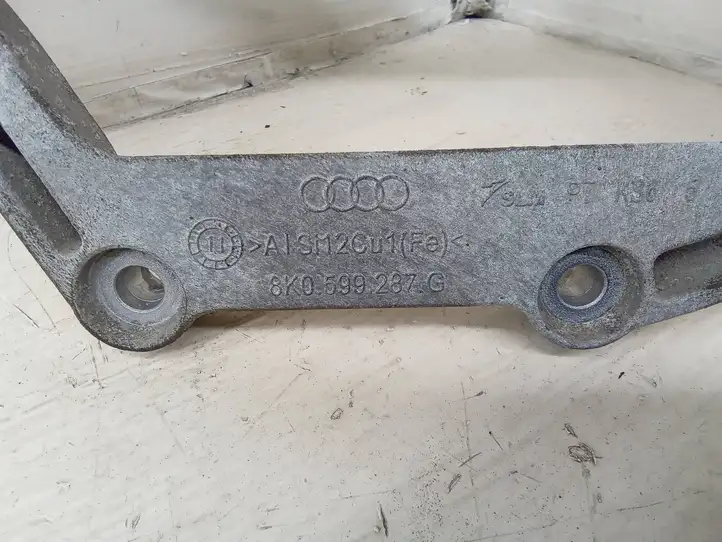 Audi A5 8T 8F (2007 - 2011) 8K0599287G Кронштейн заднего редуктора — фото 2