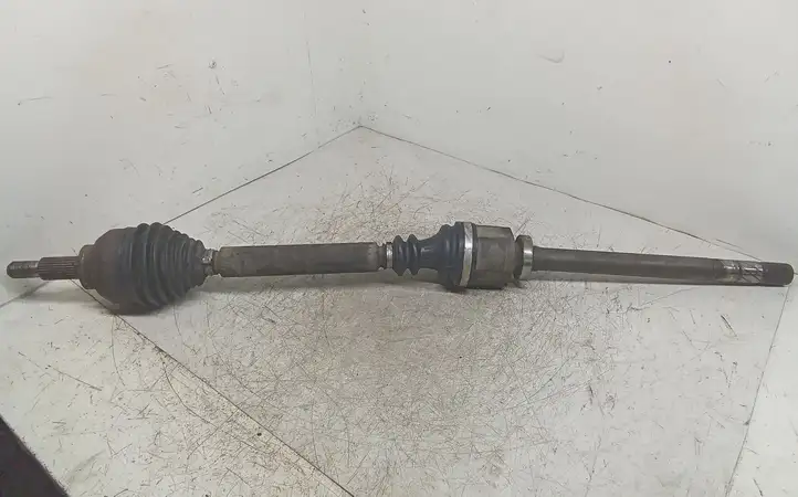 Renault Laguna (2001 - 2005)   Передняя полуось