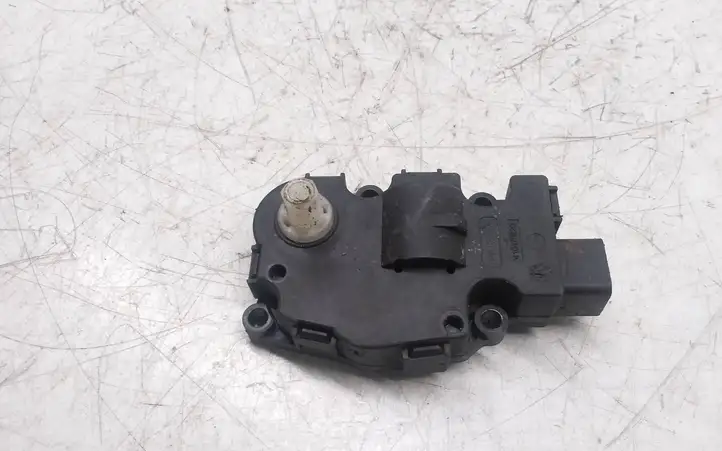 Subaru Outback (2009 - 2014) K9749006 Двигатель задвижки потока воздуха — фото 3