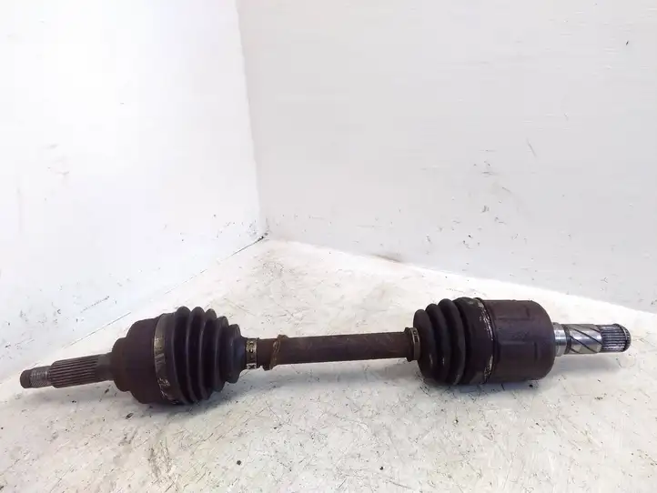 Kia Sorento (2002 - 2006)   Передняя полуось