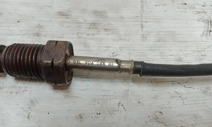 Audi A6 (2011 - 2014)  03L906088BE Датчик температуры выхлопного газа