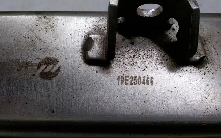 Volkswagen Caddy (2010 - 2015)  19E250466 Охладитель EGR