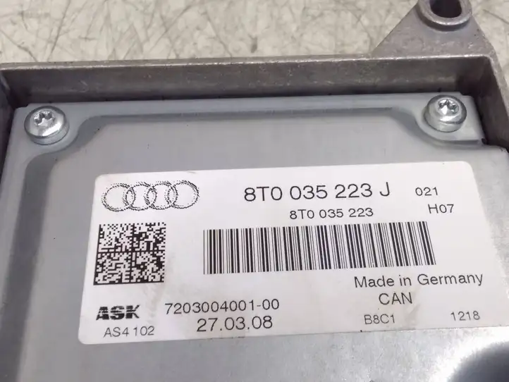 Audi A4 S4 B8 8K (2007 - 2011) 8T0035223J Усилитель звука — фото 3