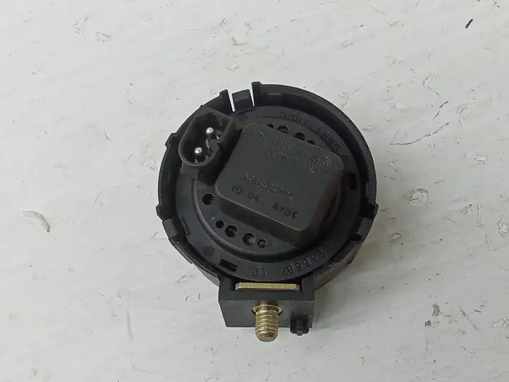 BMW X5 E53 (1999 - 2006)  6903102 Громкоговоритель парковки (PDC)