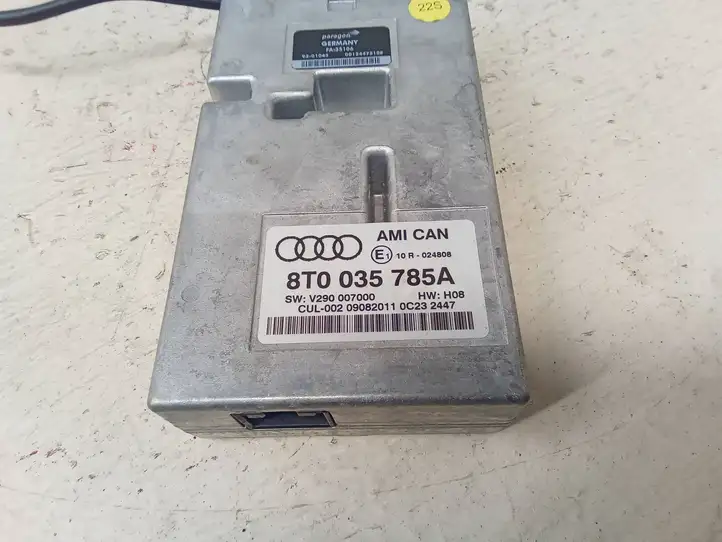 Audi A5 8T 8F (2007 - 2011) 8T0035785A Контроллер мультимедийной системы — фото 2